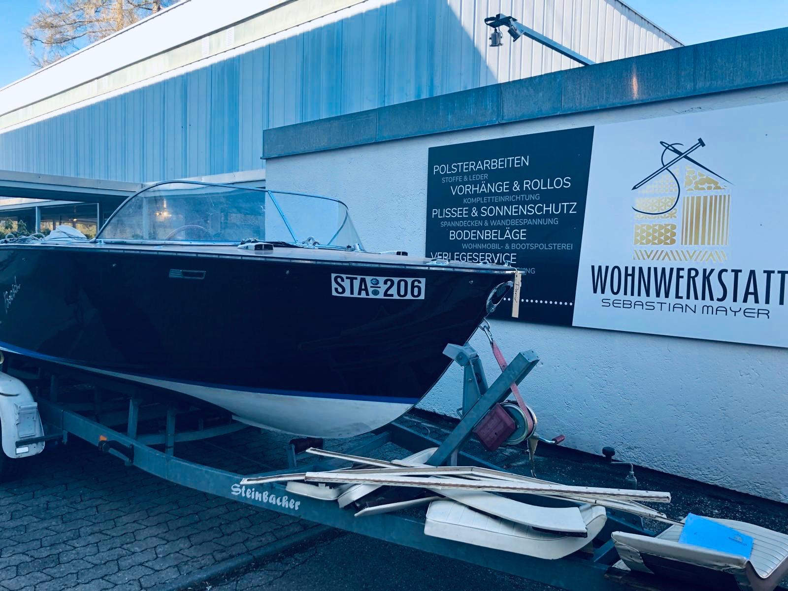 Motorboot-Polsterarbeiten in der Wohnwerkstatt